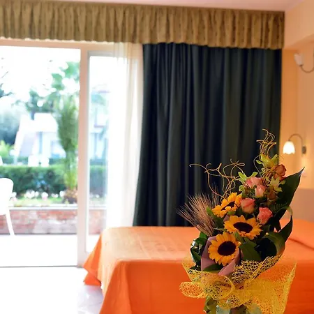 호텔 King's House 4*