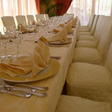 호텔 King's House 4*
